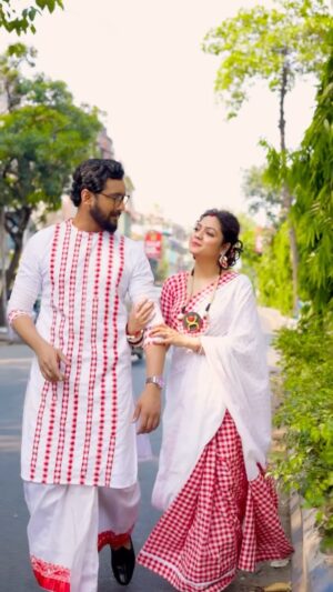 Ritu Rai Achary Instagram - পাঞ্জাবি  O  শাড়ি 🥻from - @sampurna_dey_100 ….🥰🧿🌸✨✨✨ captured bye - @channa__chara