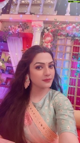 Ritu Rai Achary - 2.9K Likes - Good evening bondhura 🌹🧿✨✨
