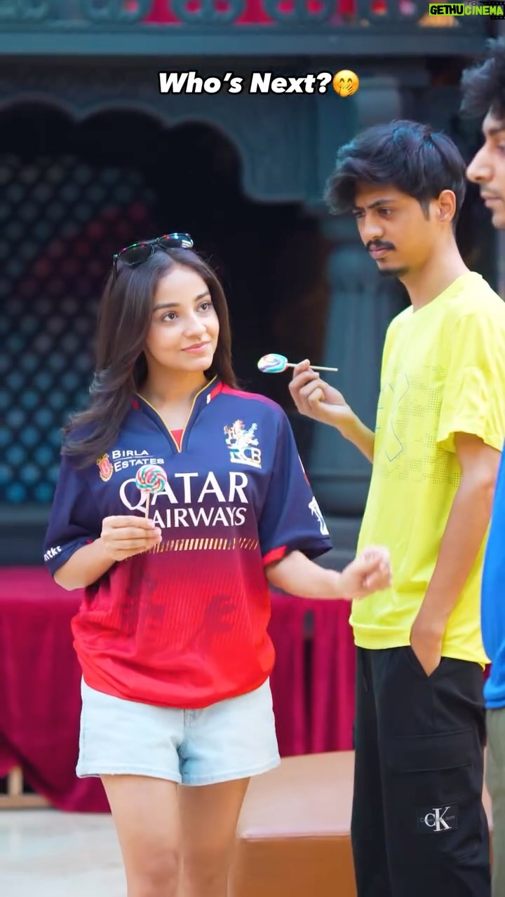 Riya Verma - 865.8K Likes - MI ko haraya, CSK ko rulaya, Who’s Next? 😎 
Bas mazaak hai yaaron, sab teams dil ke paas hain!

#IPL #RCB #RCBvsMI