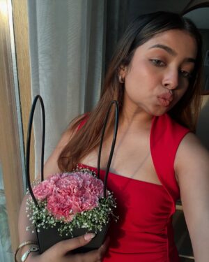 Ruchika Rathore Instagram - The only red I can cope up with🫡
📸- @thenameisgarg