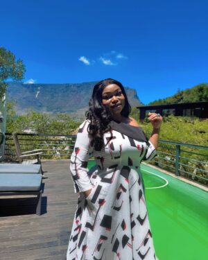 Ruth Kadiri Instagram - May the grace for continuity, steadfastness,  telling beautiful stories and above all…  peace of mind. Continue to rest amongst us all.  AMEN. 🙏 

#itonlygetsbetter ❤️