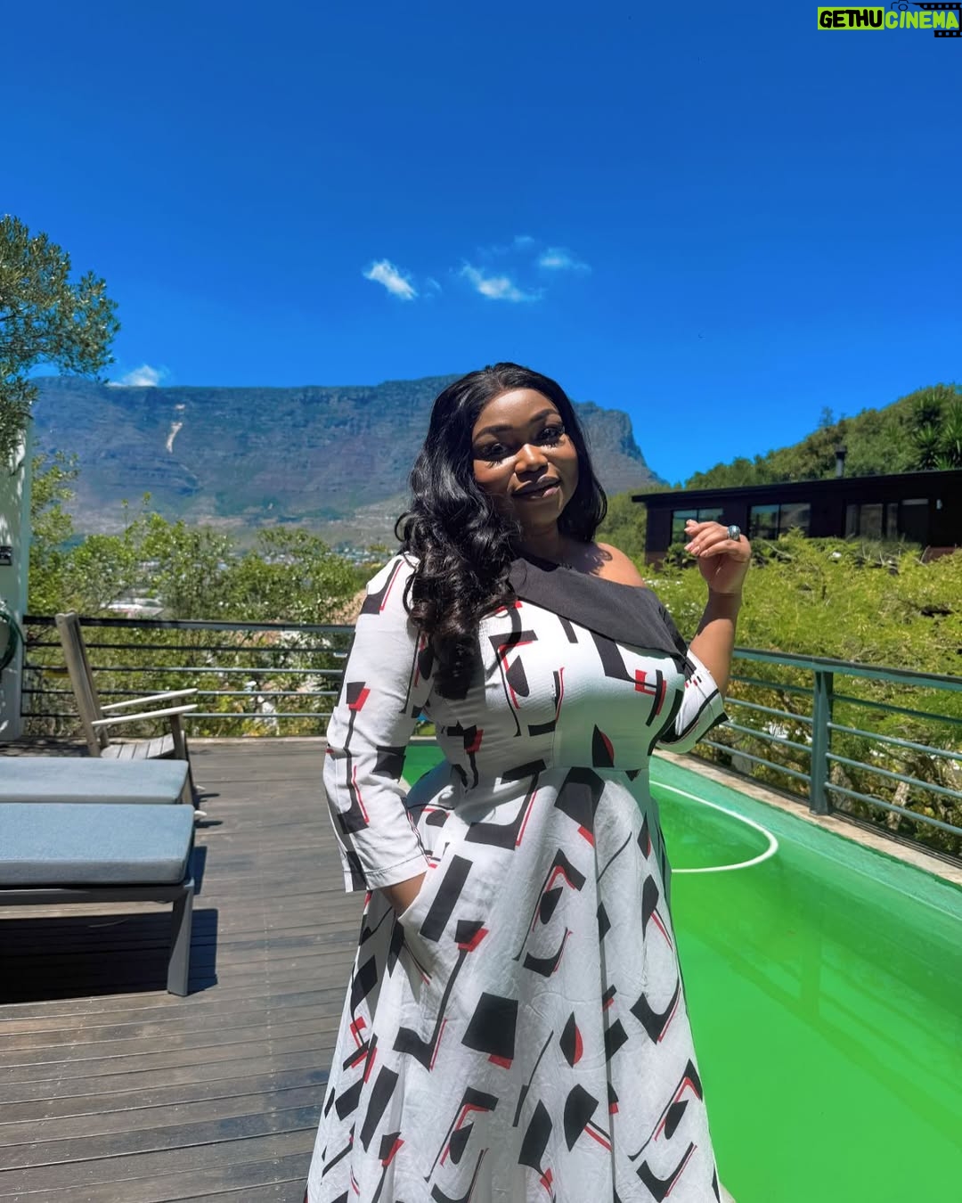 Ruth Kadiri - 76K Likes - May the grace for continuity, steadfastness, telling beautiful stories and above all… peace of mind. Continue to rest amongst us all. AMEN. 🙏
#itonlygetsbetter ❤️