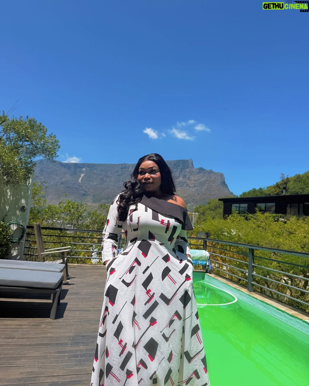 Ruth Kadiri - 76K Likes - May the grace for continuity, steadfastness, telling beautiful stories and above all… peace of mind. Continue to rest amongst us all. AMEN. 🙏
#itonlygetsbetter ❤️
