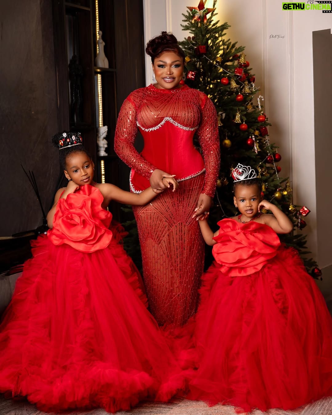 Most liked Instagram photo of Ruth Kadiri
