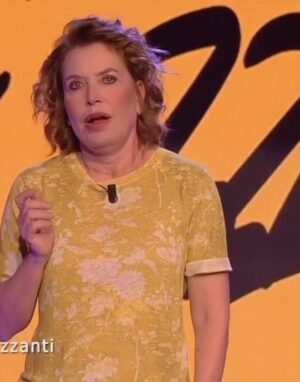 Sabina Guzzanti Instagram - Decreto sicurezza riforma della scuola sono leggi fasciste. La resistenza non è retorica non è 80 anni fa . ✊✊🏼✊🏾✊🏿🍄‍🟫❗️