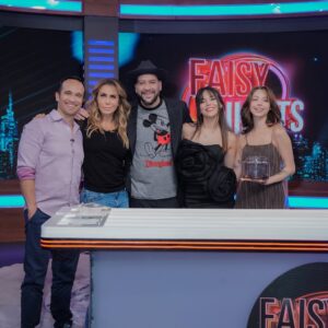 Sabine Moussier Instagram - Gracias por tantas risas @faisirrito @faisynights @canalunicable