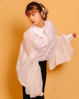 Sae Otsuka Instagram - チ
(笑)
大塚紗英のファンクラブ
 #グレートロマンス号 バレンタイン景品用フォトの1部
スクラッ「チ」のさえ「チ」
チ。じゃなくてね(笑)

スタイリングはセルフでしたが
ヘアメイクはやってもらいました🎀嬉チ
ビーズのイヤリングはママにもらったの🤱