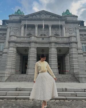 Saeko Kamimura Instagram - .
.
昨日の放送で、Nスタを卒業しました。

様々なニュースをお伝えしたりプレゼンをしたりするなかで、『すたすた中継』のコーナーが始まり、話題のスポットから生中継も担当。最後の出演日は、ホランさんのゆかりの地　渋谷区の桜ヶ丘のさくらの様子をお届けしました。

2021年６月から約4年Nスタを担当し、桜に関するトピックや中継も何度も取り上げたことを思い出し、長く番組に関わらせてもらえたことを幸せに思いながら、しみじみと感謝の気持ちに浸りました🌸🌸

スタジオで出演者のみなさんと写真が撮れなかったので、送別会のデータをもらってからまた後日更新したいと思います！
ひとまず、Nスタで中継にいった写真を掘り起こしてみました。今までご覧いただき本当にありがとうございました😊

#Nスタ