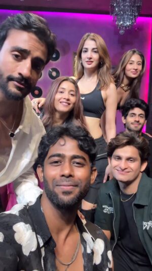 Sakshi Shrivas Instagram - What you felt for us?? 🎀😍
#trendingreels #reels #dancechallenge #sachinarmy