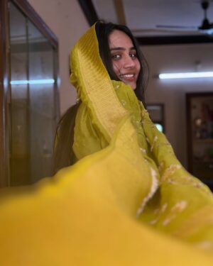 Salma Arun Instagram - 💛💛