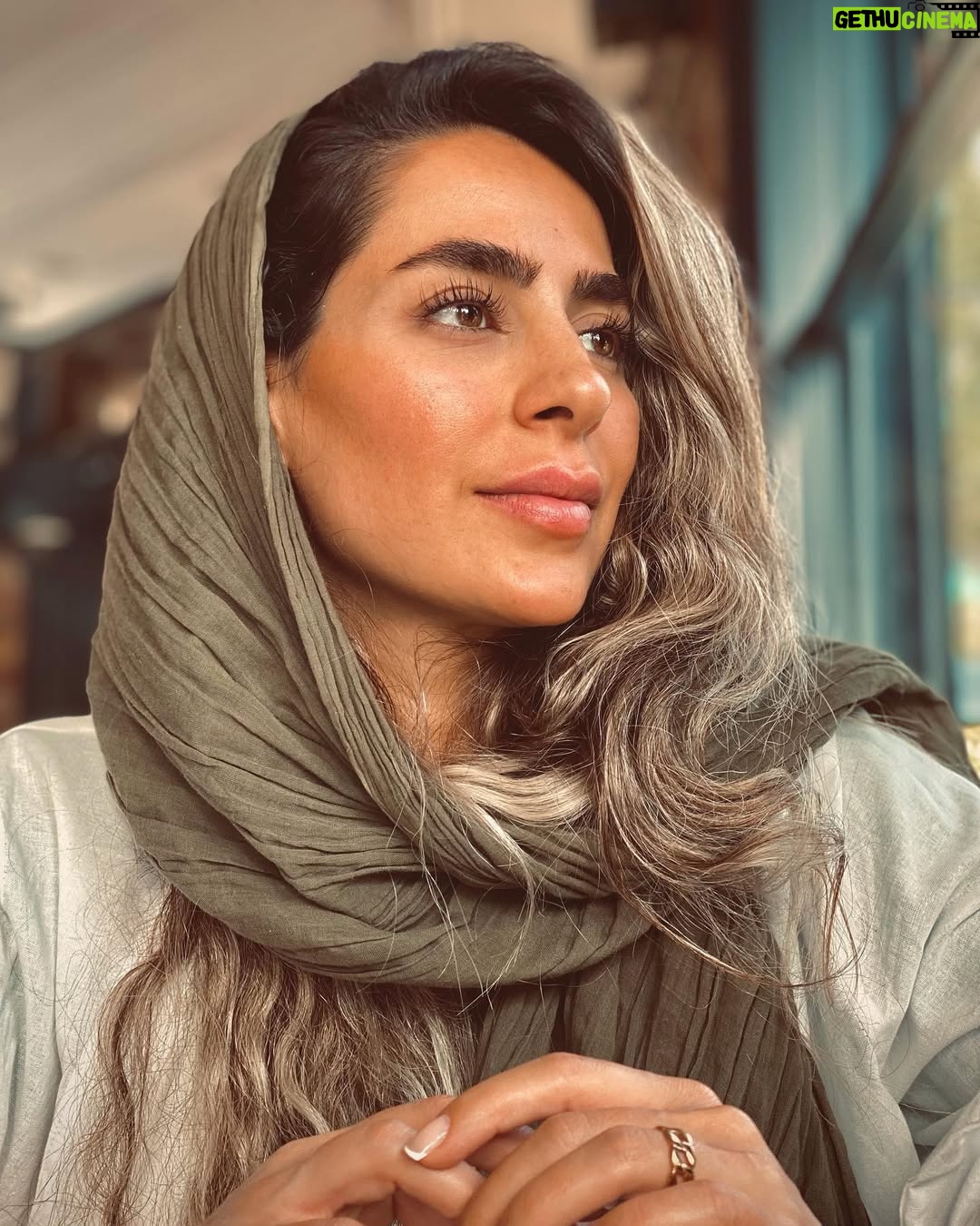 Samaneh Pakdel - 86.5K Likes - .
"عشق پايدارترين قدرت جهان است"
"
(مارتين لوتركينگ)
#سمانه_پاکدل #مارتين_لوتر_كينگ #عكس#عشق#پرتره#آگاهى#قدرت
#samanehpakdel #artist#actress#photo#love#world#martinlutherking