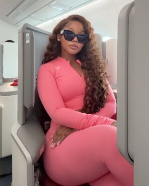 Sandra Okunzuwa Instagram - Birthday loading…
I’m going to be trying out something for the first time but first guess where I’m going ?