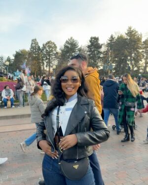 Sandra Okunzuwa Instagram - My Disney experience got me feeling like a kid again . I ❤️ it

Photo credit: @preciousbawalkson