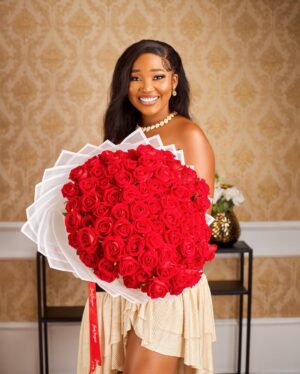 Sandra Okunzuwa Instagram - Hello, February! ✨

January was filled with good energy, and I’m so grateful for it. Now, February my birth month I know you’ll be even more special and graceful! I step into you with faith, love, and gratitude.

Happy new month, my loves! Let’s make it beautiful! ❤️✨

#ChildOfGrace