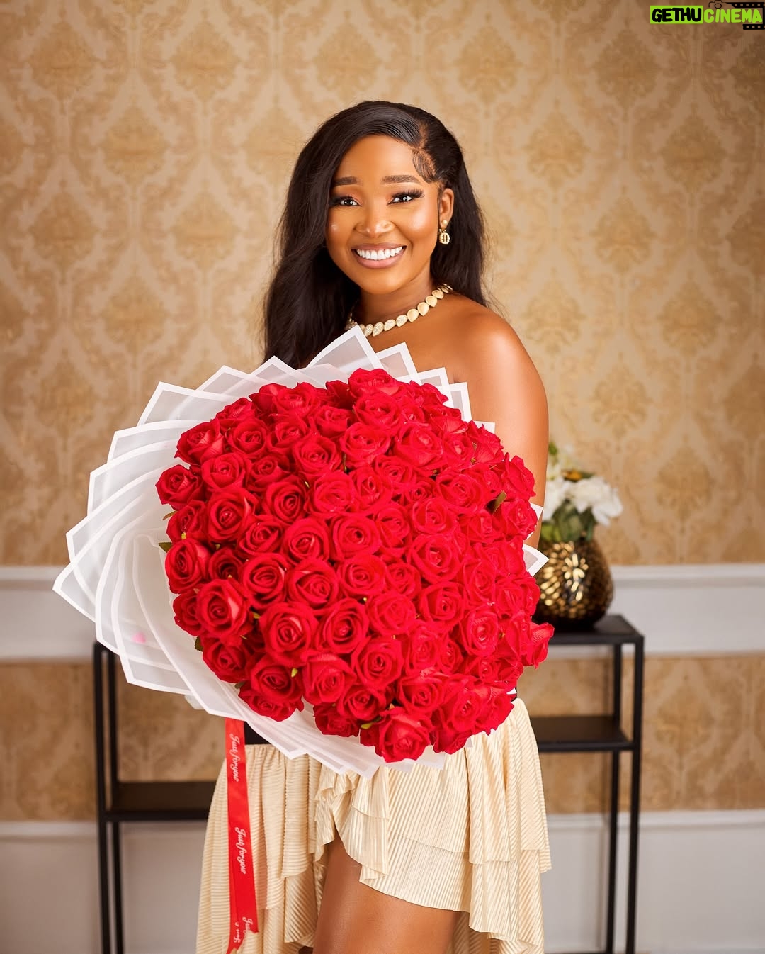 Sandra Okunzuwa - 48.9K Likes - Hello, February! ✨
January was filled with good energy, and I’m so grateful for it. Now, February my birth month I know you’ll be even more special and graceful! I step into you with faith, love, and gratitude.
Happy new month, my loves! Let’s make it beautiful! ❤️✨
#ChildOfGrace