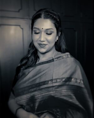 Sanvi Sudeep Instagram - My Ammama always wanted to see me in a sari, and today I’m honoured to have worn hers ♥️♥️
.
.
Makeup : @makeup_dishabuxani 
Hair : @hairartistry_by_lavibuxani