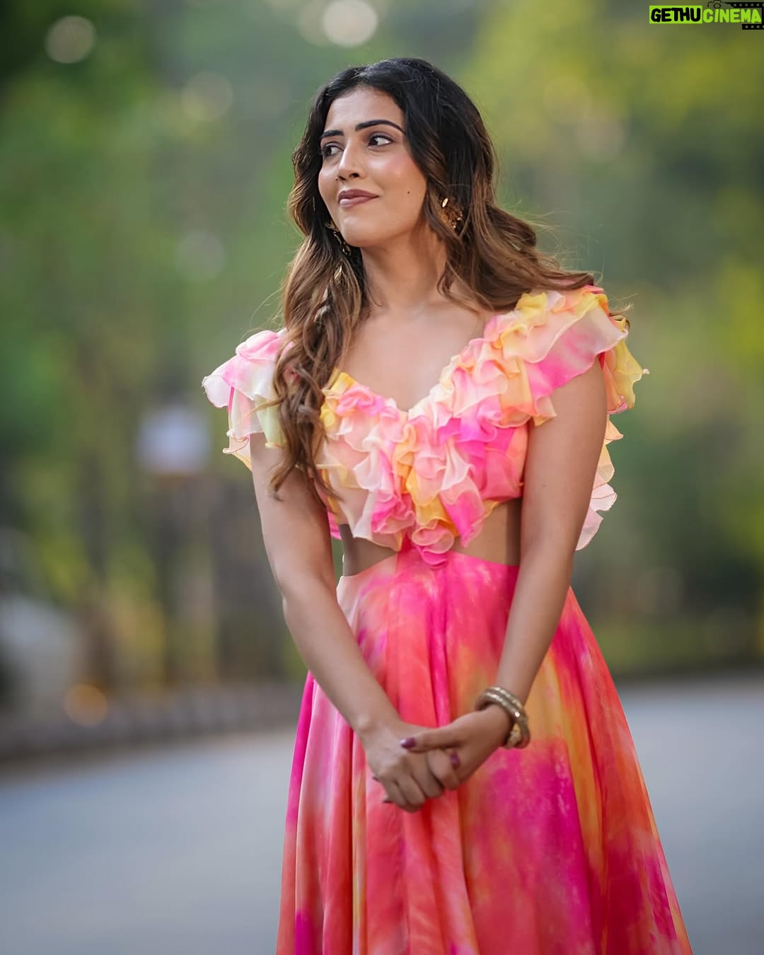 Sara Annaiah - 5.8K Likes - 🌸🌸
@kushisampathkumar_couture
@makeupbyanushkaasingh
@venu_portraits
@anithebutterfingers