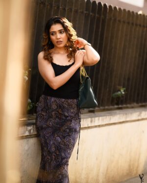 Sara Annaiah Instagram - 🌸🌸

@framesbyvikaskakolu 
@makeover_by_ranju_gowda 
@panchamigowda_artistry568