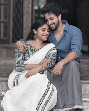 Saranya Nandakumar Instagram - Mr & Mrs ❤️