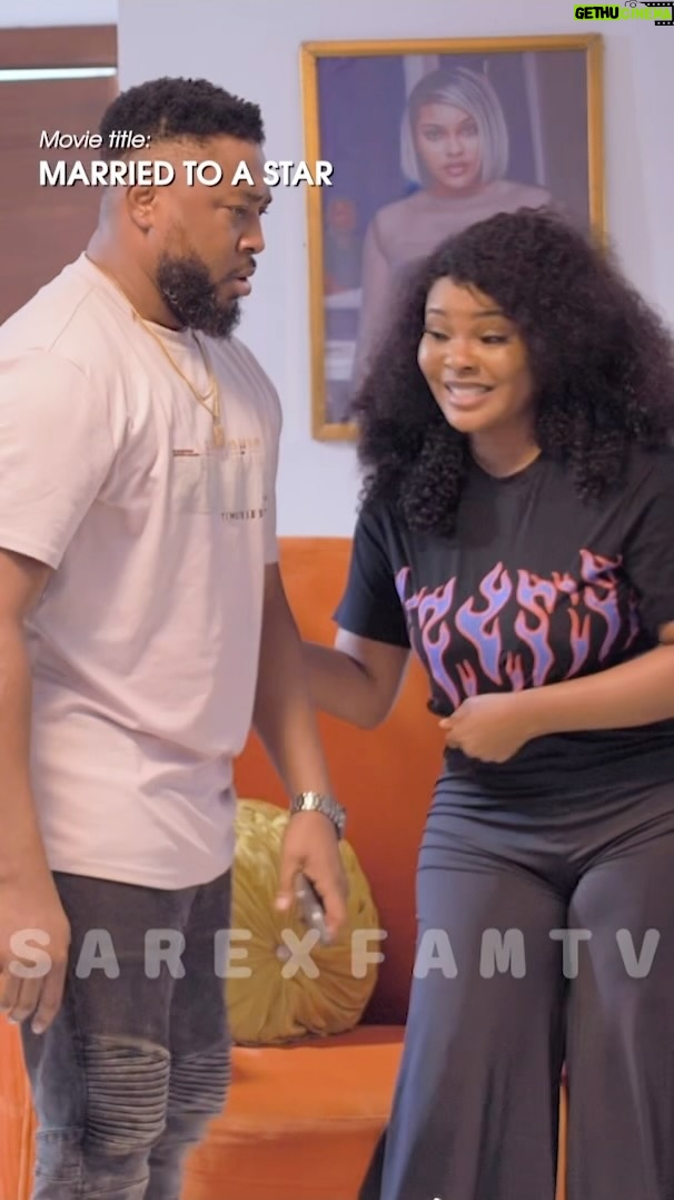 Sarian Martin - 26.5K Likes - This thing is painful sha .. I won’t even lie 😂😂😂
Tell me your best scene 😜
Movie title : Married to a star
Showing on Nosarexfamtv
Directed by @barnabasbenjaminofficial
Written by @mma_moses