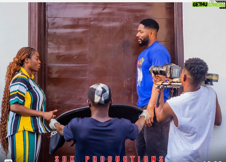 Sarian Martin - 3 Likes - Have you ever seen John ekanem , bolaji ogunmola and Sarian Martin in one movie. Wait no more.
5pm today on Sarian Martin TV. Dinner is about to be served.
This evening (Sunday 6 April 2025)