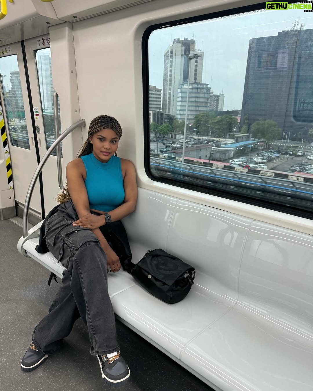 Sarian Martin - 48.6K Likes - Only Genuine Love can last the test of time.
I am grateful for the true once I found, and for the lesson learnt.
Love, Light and a New Era.
#newera