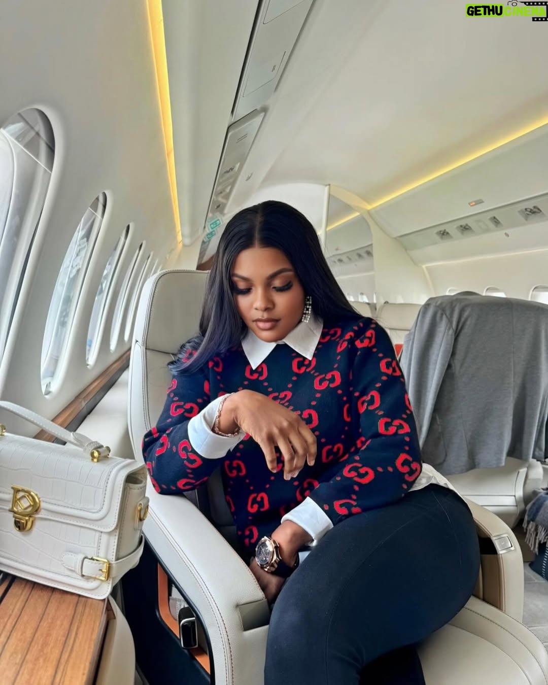 Sarian Martin - 102.2K Likes - Be right back ✈️
