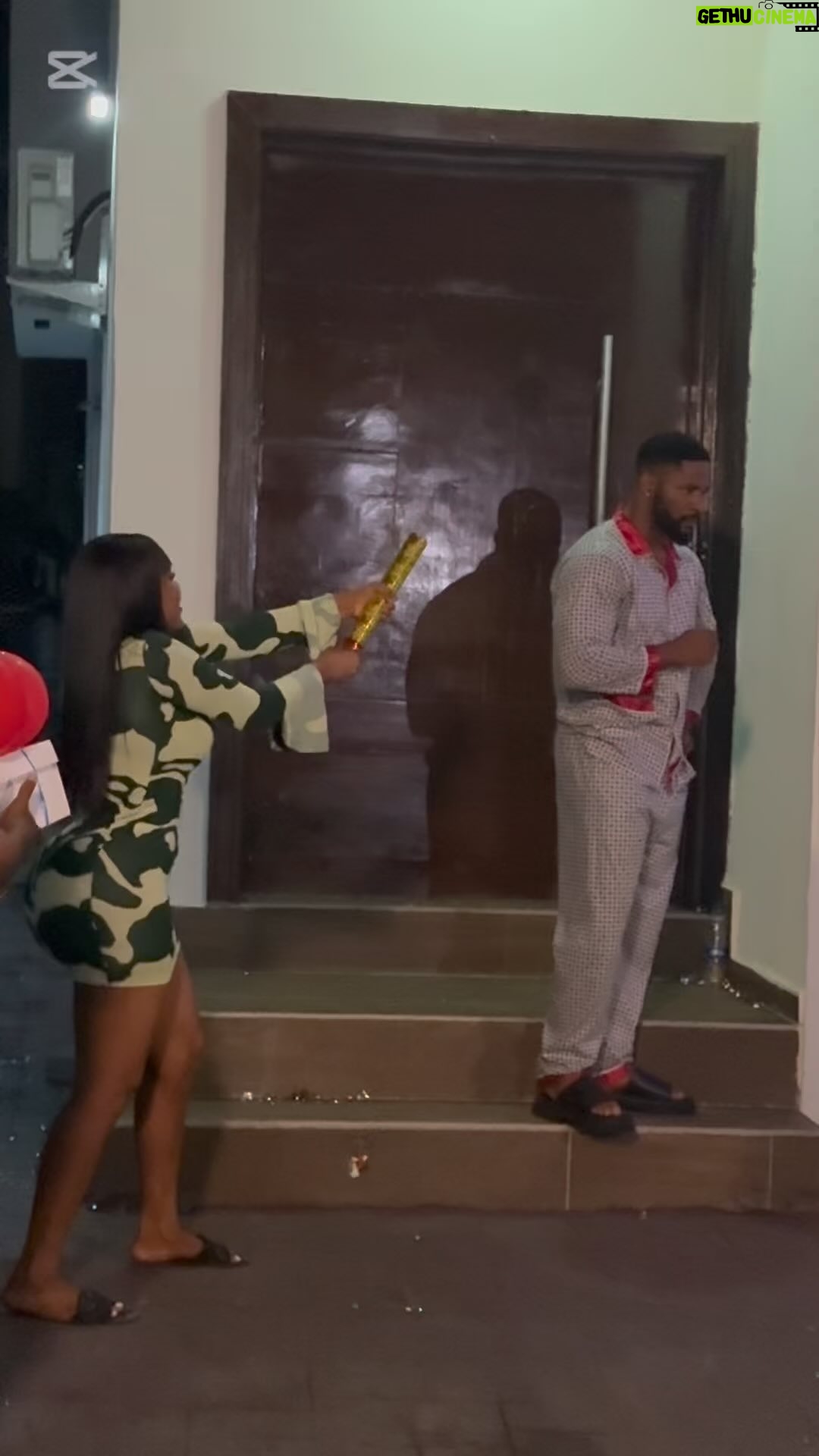 Sarian Martin - 3 Likes - It’s Sarian Martin TV O’clock
Hey beautiful people, it’s time for another production from @sdk_productions. See you 5pm today.
This time I brought one of my favourite female actors @bolajiogunmola and the amazing @johnekanem1. See you 5pm. See you on Sarian Martin TV. This evening
Give away time ooo. Watch every single scene. This giveaway is very crazy