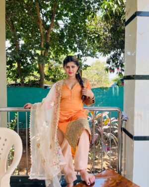Sarika Salunkhe Instagram - ❤️❤️❤️🤞🌸🥰