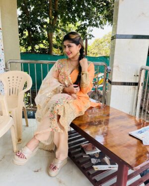Sarika Salunkhe Instagram - ❤️❤️❤️🤞🌸🥰