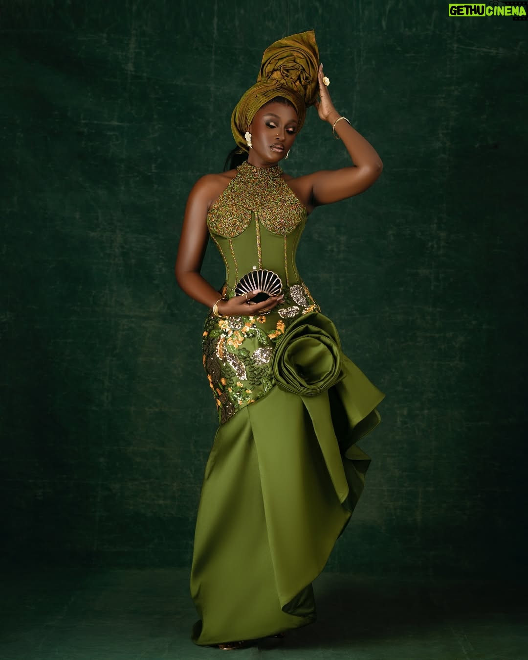 Scarlet Gomez - 51.7K Likes - #jp2025
Styled @by_mickeycreates š
Dress @rosieyoung_official
Photo @praizikechukwu
Makeup @maftysignature
Hairstylist @damz_hairmpire
Hair @Jaylakayluxehair
Handfan @ugee.signature