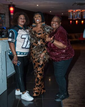Scarlet Gomez Instagram - Labake Olododo premiere at ODEON Cinema London. @iyaboojofespris @princesscomedian @thescarletgomez @folasade.adu @evritplus @evritfilms #labakeolododo #iyaboojo