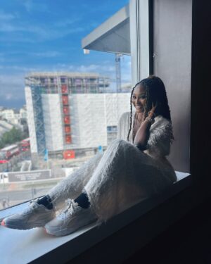 Scarlet Gomez Instagram - Work don’t stop, Brum in a bit ⭐