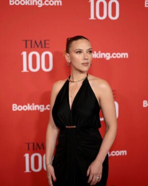 Scarlett Johansson Instagram - New❤️Scarlett at #time100 
#scarlettjohansson