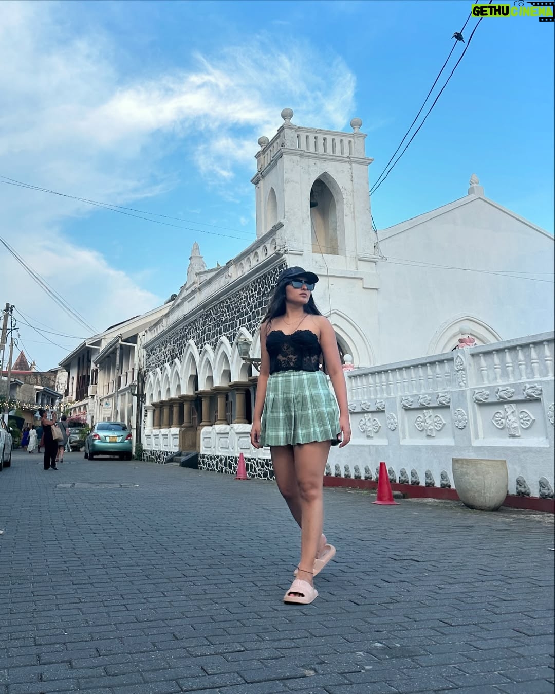 Sharanya - 23.1K Likes - 🎵😍😍
Pc @sharanshetty8088
#travel #olddutchfort #elle #srilanka #chaleya #sharanyashetty #travel