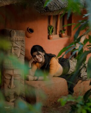 Sharanya Instagram - Raw and real 🎗️

#selflove #rawimage #unedited #sharanyashetty #nomakeup #village #actress #villagerole #nomakeup #tamil #vaakannamma