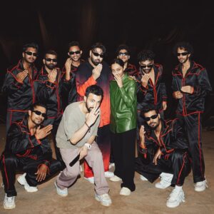 Shazia Samji Instagram - BANAYA HUMNE GALIB!😎🤌🏻🤙🏻💯❤️‍🔥
Aur Vo Bhi Pure Dil Se! @badboyshah 
Had given his all to this one! And we are so happy & proud seeing people love the video & the vision we had & ofcourse the Maska 🧈 dance that has been achieved by the man! 

Thanks to the whole team for killing it the way we wanted them to 🔪💯
@sajid_samji 
@im.simona 
@vikceeworldwide @rishabh_shetty_ @vfxnavi @its_veerinder_singh @onkarsinghcolorist 

To the boys dancing in their best game! @bollywood_k_beast 

To Team PS 🔥All the way  @niyati_raval95 @nandika_diwedi @pravinshindeofficial @paras_omta001