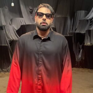 Shazia Samji Instagram - BANAYA HUMNE GALIB!😎🤌🏻🤙🏻💯❤️‍🔥
Aur Vo Bhi Pure Dil Se! @badboyshah 
Had given his all to this one! And we are so happy & proud seeing people love the video & the vision we had & ofcourse the Maska 🧈 dance that has been achieved by the man! 

Thanks to the whole team for killing it the way we wanted them to 🔪💯
@sajid_samji 
@im.simona 
@vikceeworldwide @rishabh_shetty_ @vfxnavi @its_veerinder_singh @onkarsinghcolorist 

To the boys dancing in their best game! @bollywood_k_beast 

To Team PS 🔥All the way  @niyati_raval95 @nandika_diwedi @pravinshindeofficial @paras_omta001