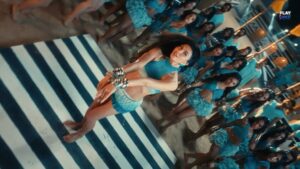 Shazia Samji Instagram - It’s steamy. It’s spicy. It’s finally HERE.🌶️

#Besos is OUT NOW! @jacquelienefernandez @shikhardofficial 

Directed by @piyush_bhagat @shaziasamji
DOP: @vikceeworldwide
Editor: @rishabh_shetty_
Edit studio: @stitchmedia.in
Asst editor @atharva__loke 
Colorist: @onkarsinghcolorist
VFX: @vfxnavi