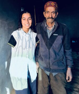 Sheetal Devi Instagram - Dadu, my constant source of support and love 💕 🧿♥️