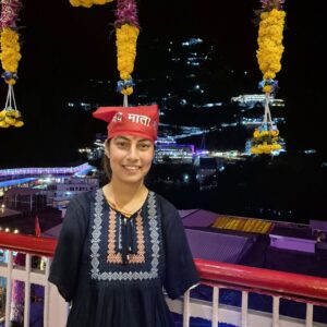 Sheetal Devi Instagram - Navratri reminds us that no matter how much evil may rise, it is always defeated by the strength of truth and righteousness. It’s a reminder to keep faith, stay true to yourself, and never lose sight of the power of goodness. 

May Mata Rani's blessings grace you always. Remember, Mata Rani embodies the ultimate truth. ♥️ 
Jai Mata Di! 
शुभ नवरात्रि ! #chaitranavratri