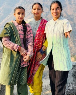 Sheetal Devi Instagram - Girl gang ♥️