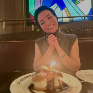 Shirley Chung Instagram - Introducing Shirley Chung 2.0 !! ✌️💪 11 months ago, May 30th 2024, I was diagnosed with stage 4 squamous cell carcinoma tongue cancer. The tumor was hidden on the bottom left of my tongue, and it was progressing so aggressively that in less than 1 week of the diagnosis, it took over almost my entire tongue. Since 100% removal of my tongue was not an option for me as a chef. I moved to Chicago, started radiation   chemo treatments in @uchicago under Dr Vokes and Dr.Juloori’s care. I completed 9 weeks, 27 chemos, then 10 weeks 50 radiation and 24 hour chemo drip.💛My first 3 month scans came back 98% cleared, only 2 of my left lymph nodes had cancer cells. I just completed my 6 month scans, I can proudly say, no cancer cell was detected in my body, I am in 100% Remission!! 🦄I am still healing, learning to speak again and started to have solid food 2 meals a day. Dr Vokes said I need to continue to get tests and scans for 2 years, then I will be officially cured. But I am feeling great, and can’t wait to get back to life! 🔥In my cancer journey, so many of you reaching out, checking on me, digging me out when I was depressed.❤️Your love, your prayers, your support carried me forward, helped me heal, helped me always see the light. 🐦‍🔥2.0 is stronger because I am powered by all of your love 💕 Sincerely Thank You from the bottom of my heart. 💜 I will share details of  my fighting journey in the next few weeks, and I hope it will help other cancer warriors, it’s time for me to pay it forward 🥰. #chefshirleychung #cancerwarrior #cancerjourney #oralcancer #survivor #shirleychung2.0 #unicorn #fuckcancer