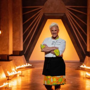 Shirley Chung Instagram - The final 4 for House of Knives finale tomorrow on @foodnetwork at 9PM! 🔥🔪Don’t miss the epic battles for the first ever Crown 👑! Who are you betting on to be the true ruler of this #houseofknives ?! @discoveryplus @streamonmax #chefshirleychung #dumplingmafiaqueen #foodnetwork