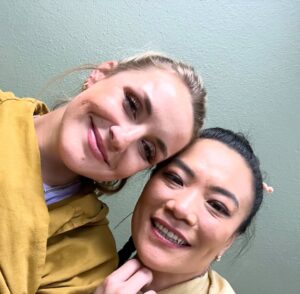 Shirley Chung Instagram - New House of Knives on @foodnetwork Tonight 9pm! 🔥🔪👑 Last week @chefanneburrell strategic play knocked out @chefsawyer 😳 a new chef joins us, and tonight we will find out who will be in the finale next week!  #foodnetwork #houseofknives #chefshirleychung #dumplingmafiaqueen @streamonmax @discoveryplus