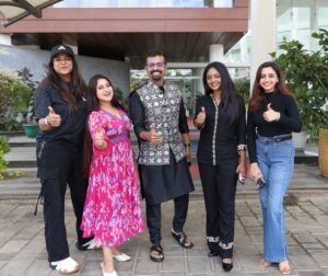 Shruthi Ramesh Instagram - ‘Gang Stars’ ನಲ್ಲಿ ಸೀರಿಯಲ್ ಸ್ಟಾರ್ಸ್. Watch Full Episode on ‘NewsO NewsU’ YouTube Channel 🥰 (LINK IN MY BIO)
#anchorharishnagaraju #newsonewsu #harishnagaraju #gangstars #celebrity #show #starshow #sukruthanag #shruthiramesh #vijayalakshmi #priyashatamarshan #kannadafilm #tvcelebrity #serialstars #actress #actresslife