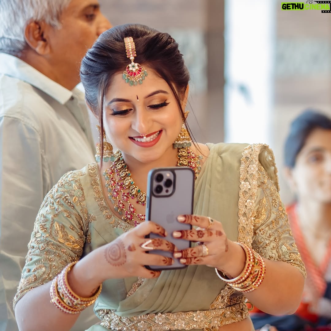 Shruthi Ramesh - 14.1K Likes - Candid moments šøāØ
Mua: @makeupbyshruthiramesh