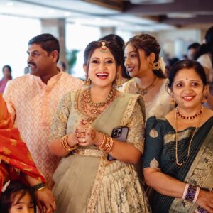 Shruthi Ramesh Instagram - Candid moments 🌸✨

Mua: @makeupbyshruthiramesh