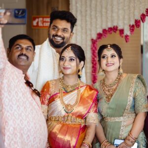 Shruthi Ramesh Instagram - Candid moments 🌸✨

Mua: @makeupbyshruthiramesh