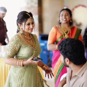 Shruthi Ramesh Instagram - Candid moments 🌸✨

Mua: @makeupbyshruthiramesh